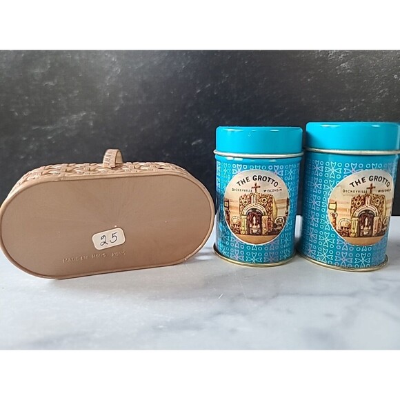 The Grotto Dickeyville Wisconsin Souvenir Salt And Pepper Shakers Vintage, READ - Picture 6 of 10